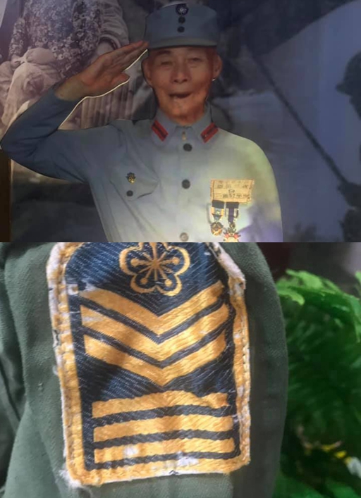 全員敬禮！老伯伯「珍藏軍服超過60年」　臂章階級「三粗三細」網驚：連司令都要跪下